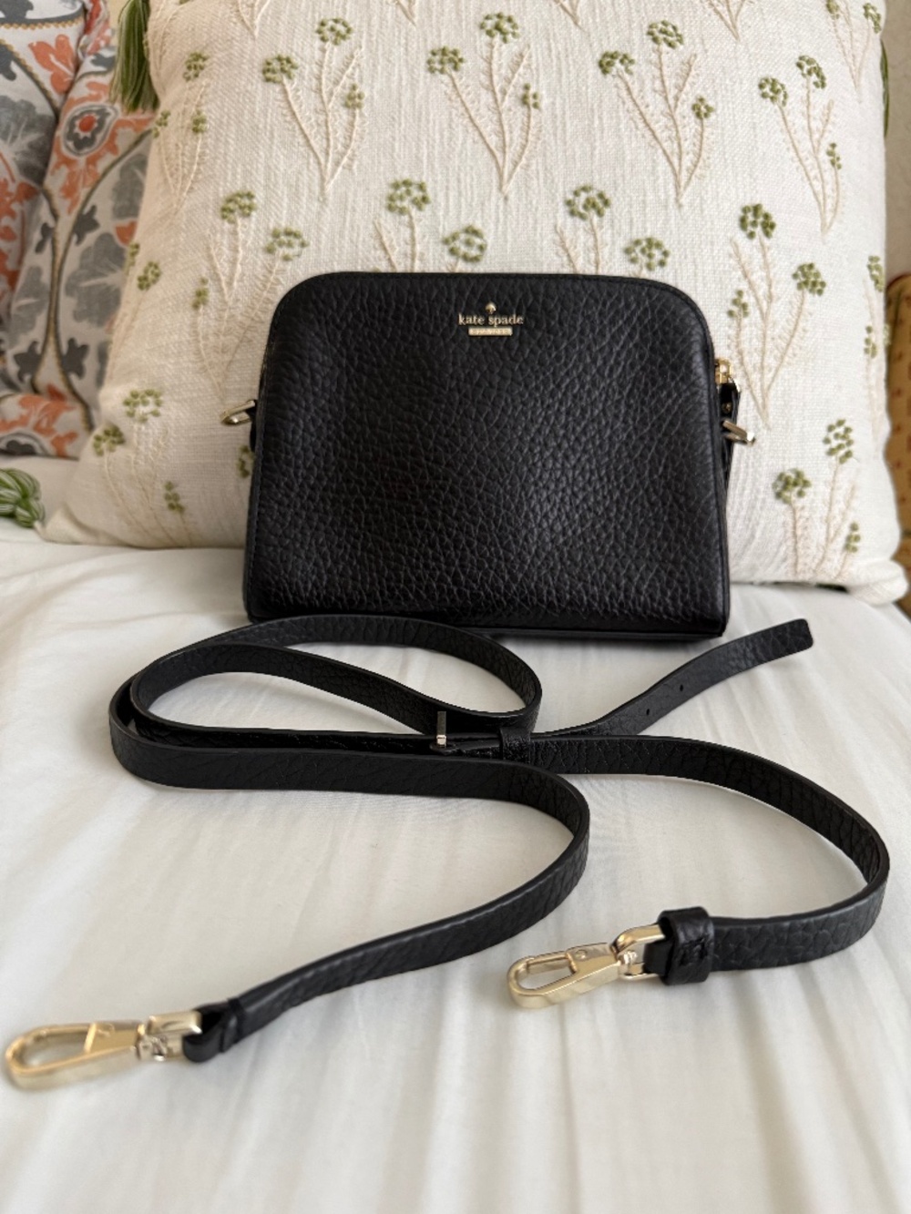 KATE SPADE New York Carter Street Tika Crossbody